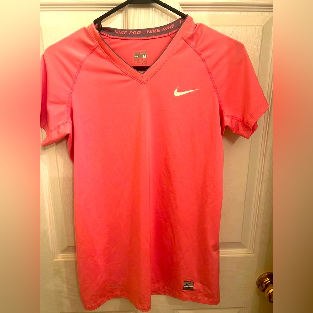 Nike Women’s Dri Fit Pink Top - size Medium